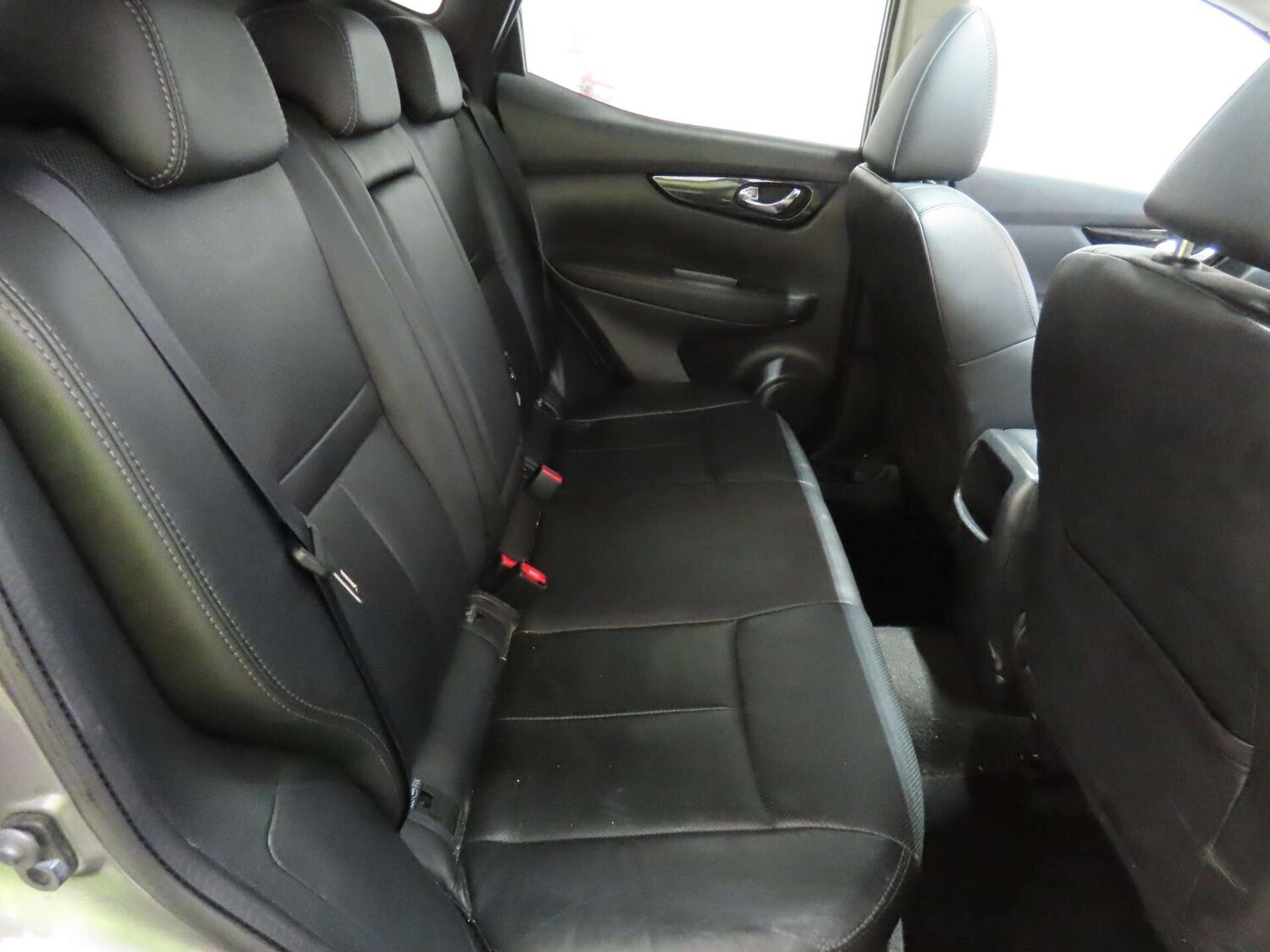 Used Nissan Qashqai 2015 for sale - 77742660: Photo 8