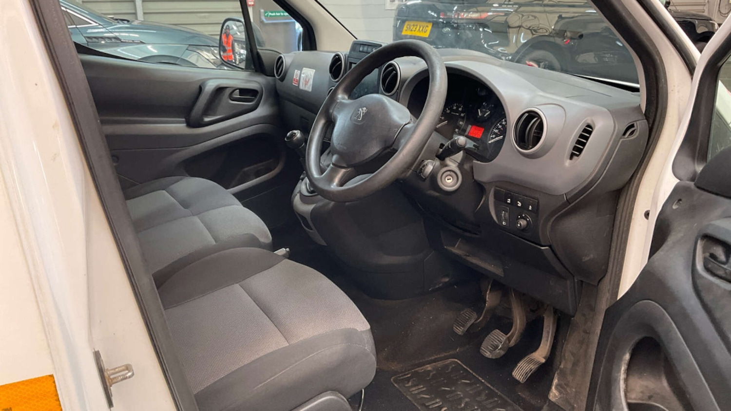 Used Peugeot Partner 2018 for sale - 76946882: Photo 9