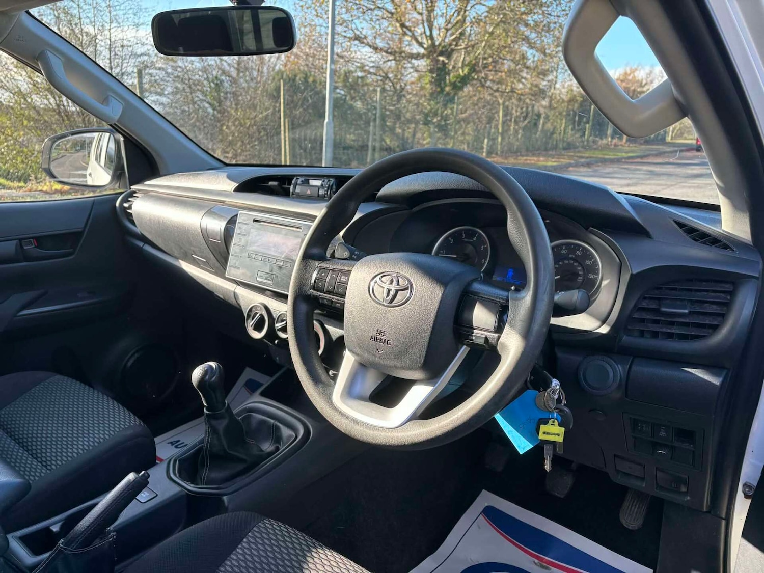 Used Toyota Hilux 2018 for sale - 76638749: Photo 10