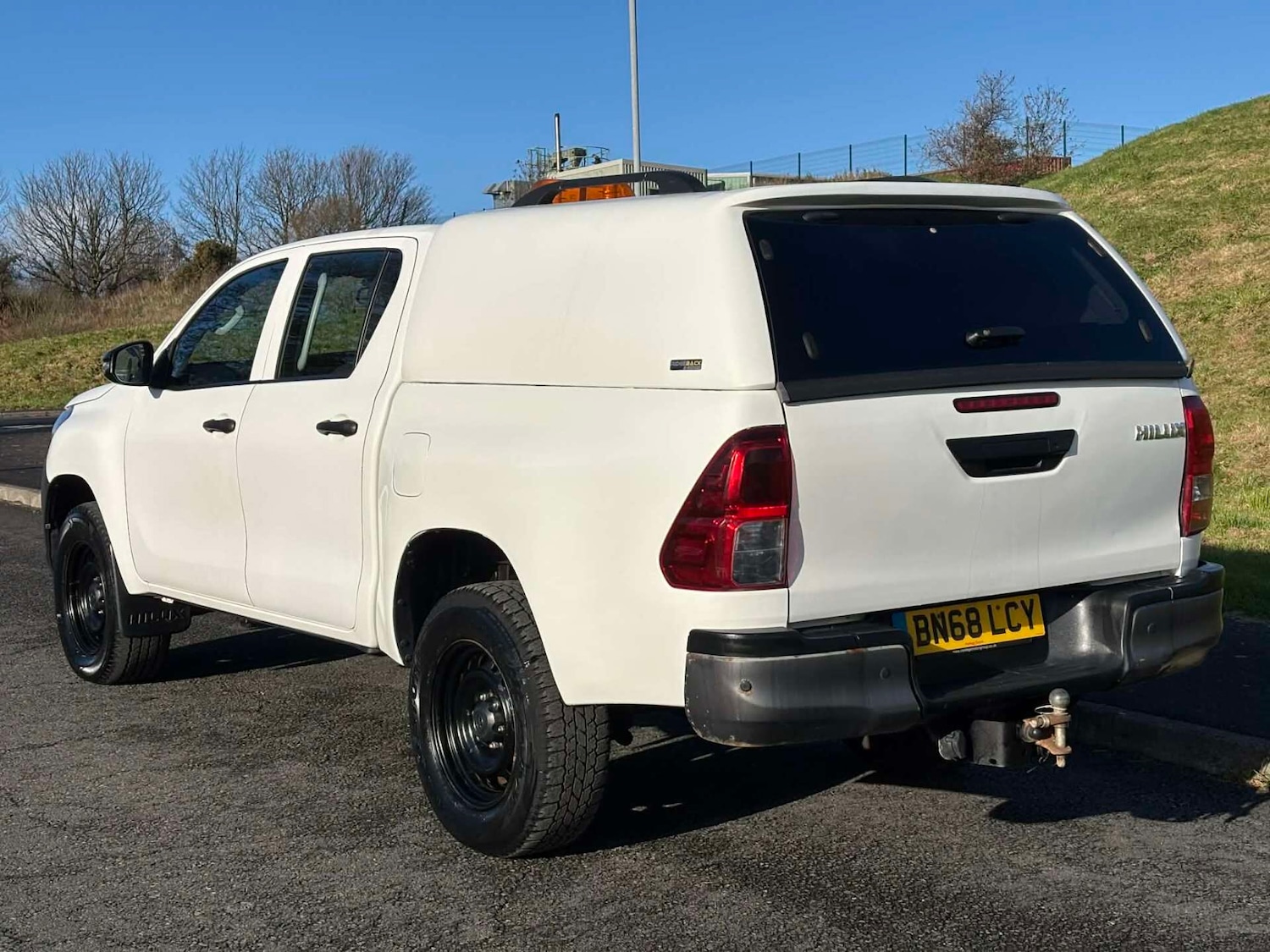 Used Toyota Hilux 2018 for sale - 76638749: Photo 5