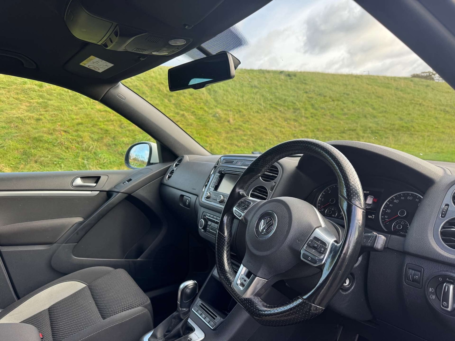 Used Volkswagen Tiguan 2015 for sale - 76403329: Photo 7