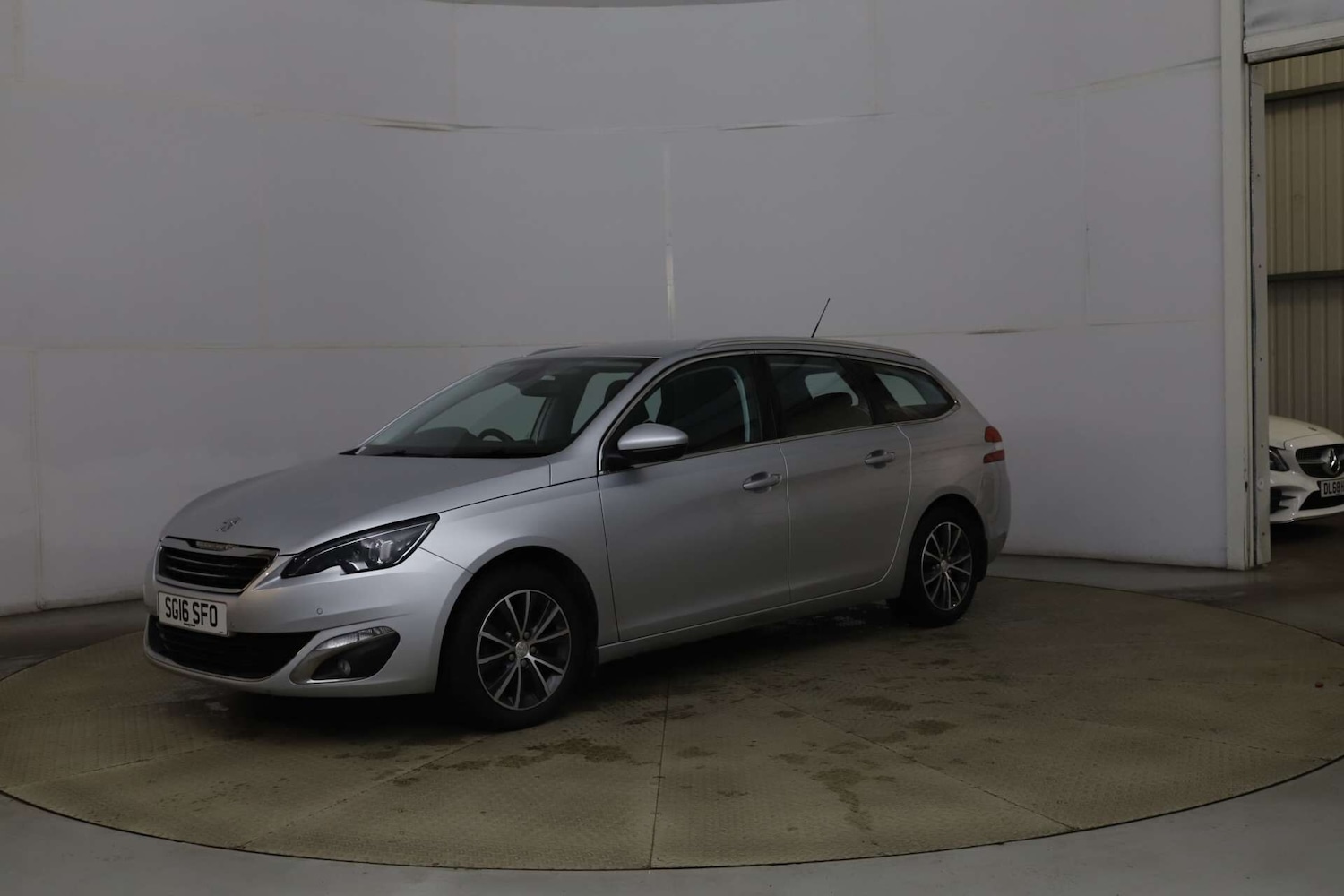 Used Peugeot 308 2016 for sale - 76476868: Photo 1
