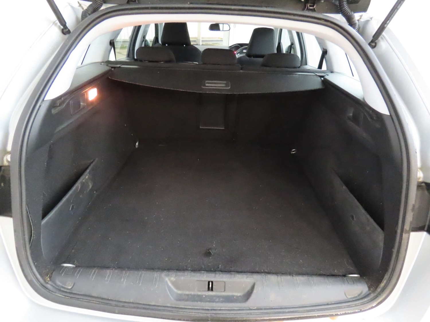 Used Peugeot 308 2016 for sale - 76476868: Photo 8