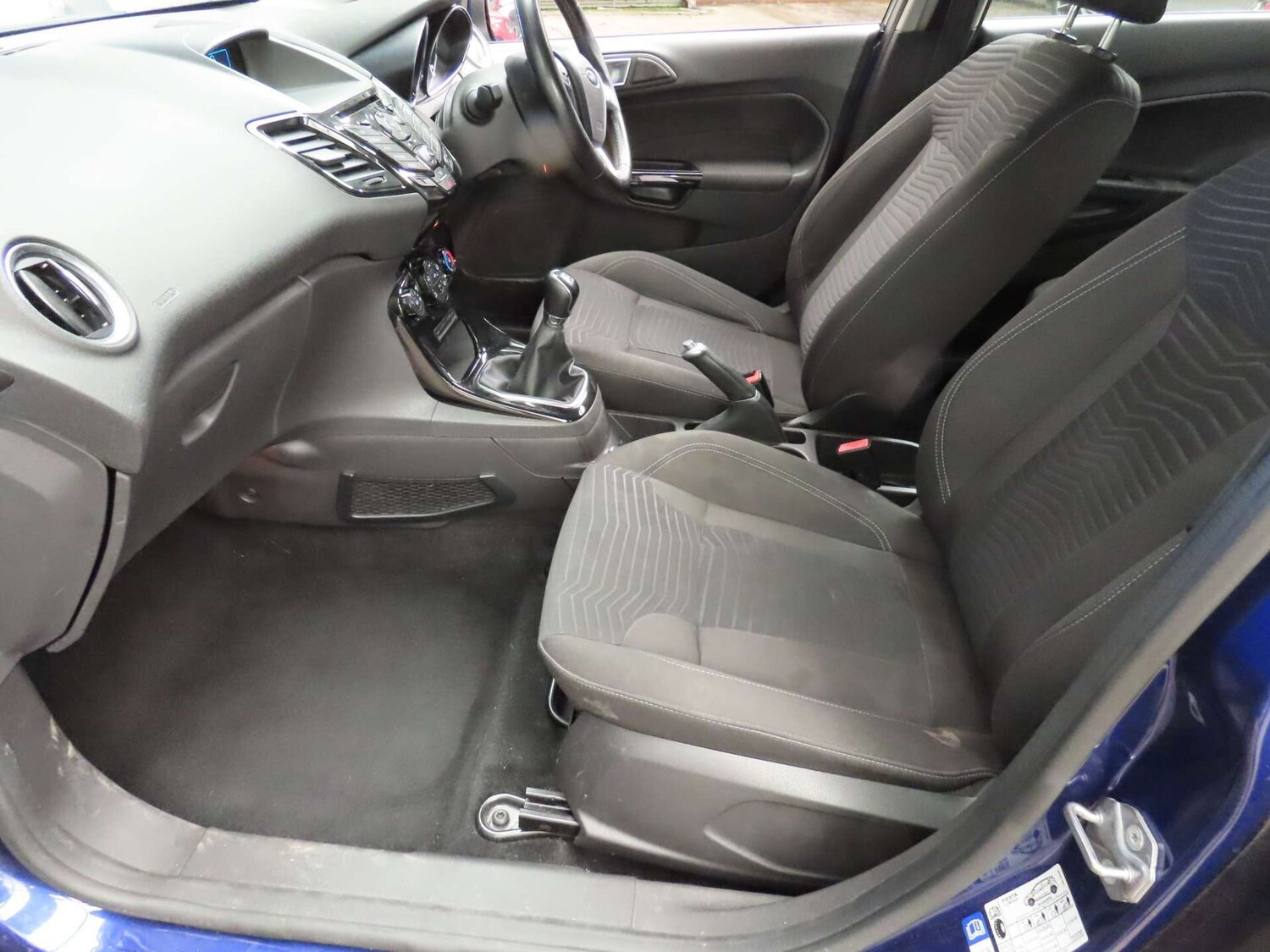 Used Ford Fiesta 2015 for sale - 77945551: Photo 7