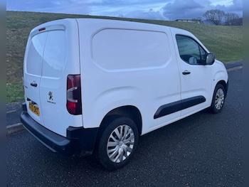 Used Peugeot Partner 2021 for sale - 77196544: Photo