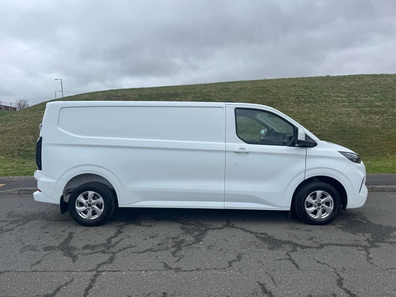 Used Ford Transit Custom 2024 for sale - 77554993: Photo 7