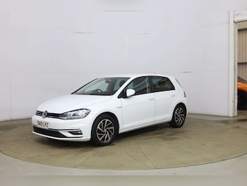 Used Volkswagen Golf 2019 for sale - 78681808: Photo