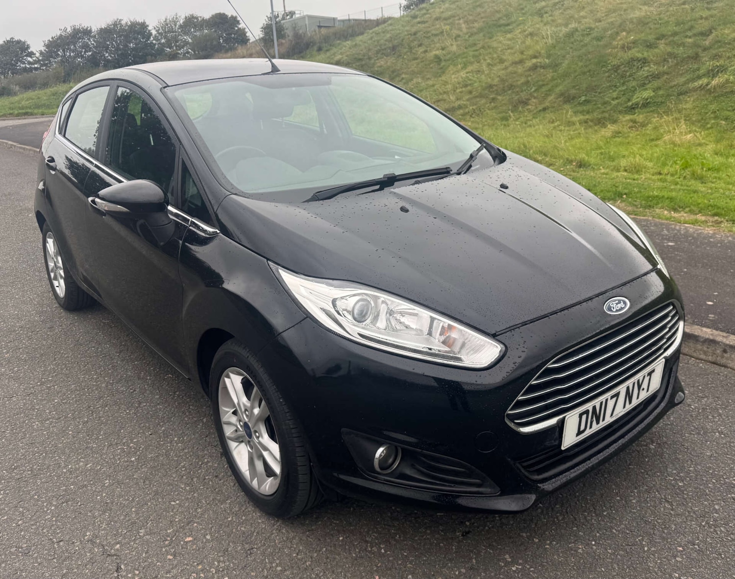 Used Ford Fiesta 2017 for sale - 76064021: Photo 1