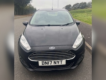 Used Ford Fiesta 2017 for sale - 76064021: Photo