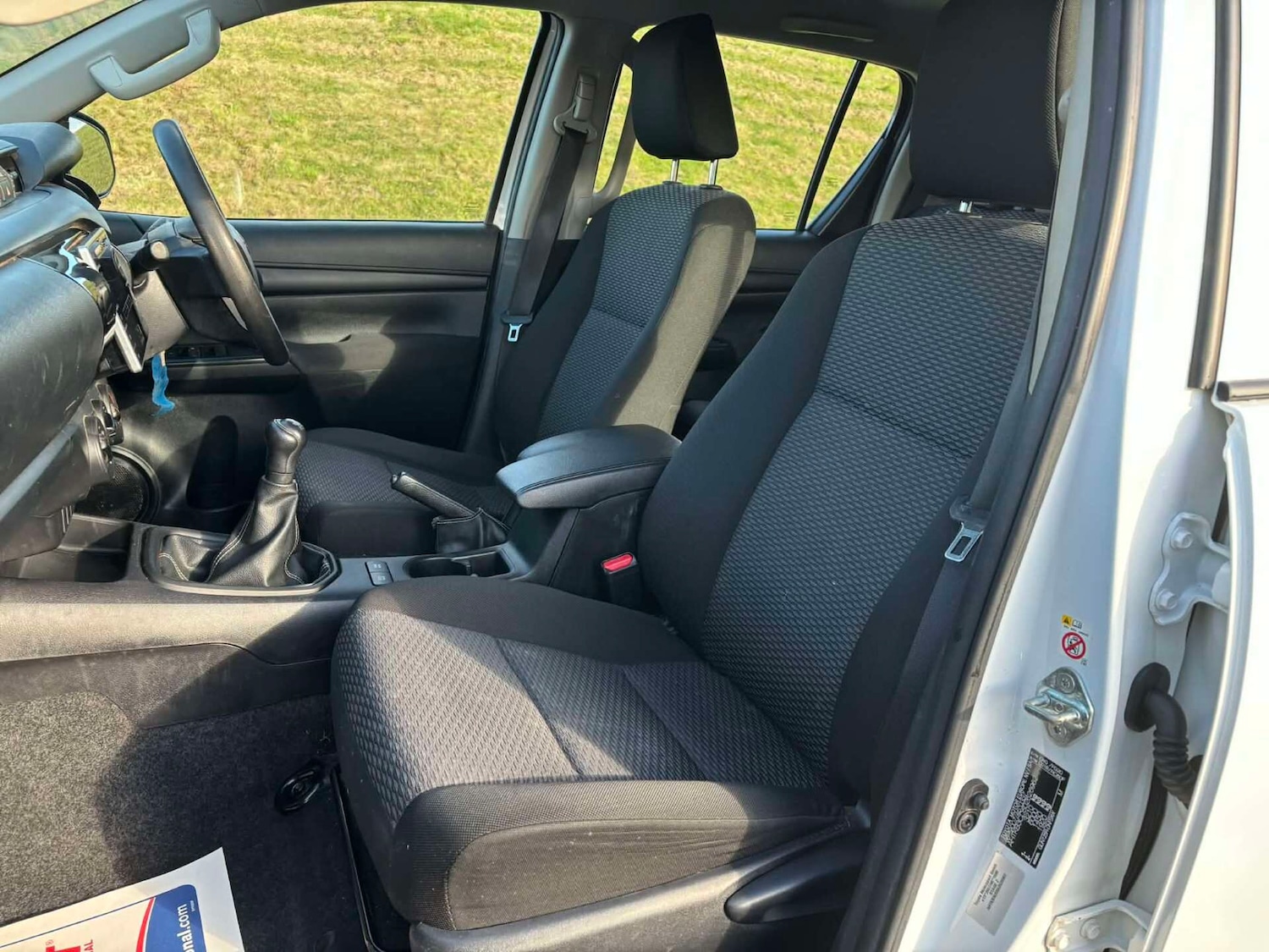 Used Toyota Hilux 2019 for sale - 76637330: Photo 11