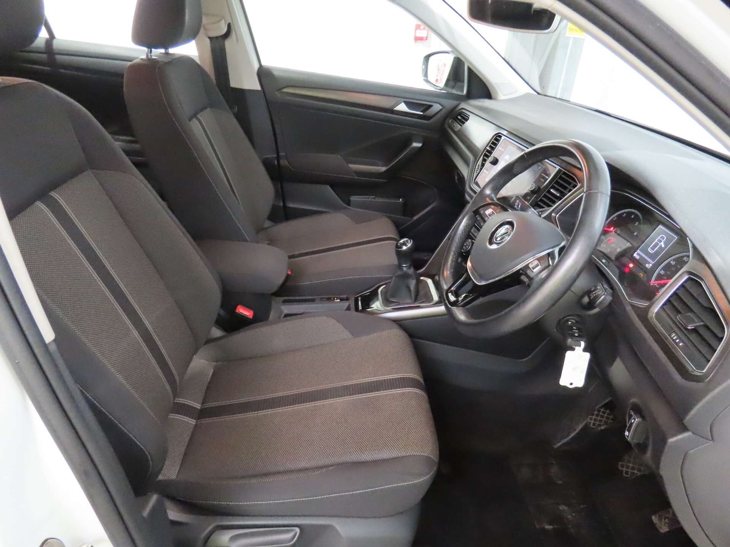 Used Volkswagen T-Roc 2019 for sale - 76941508: Photo 10