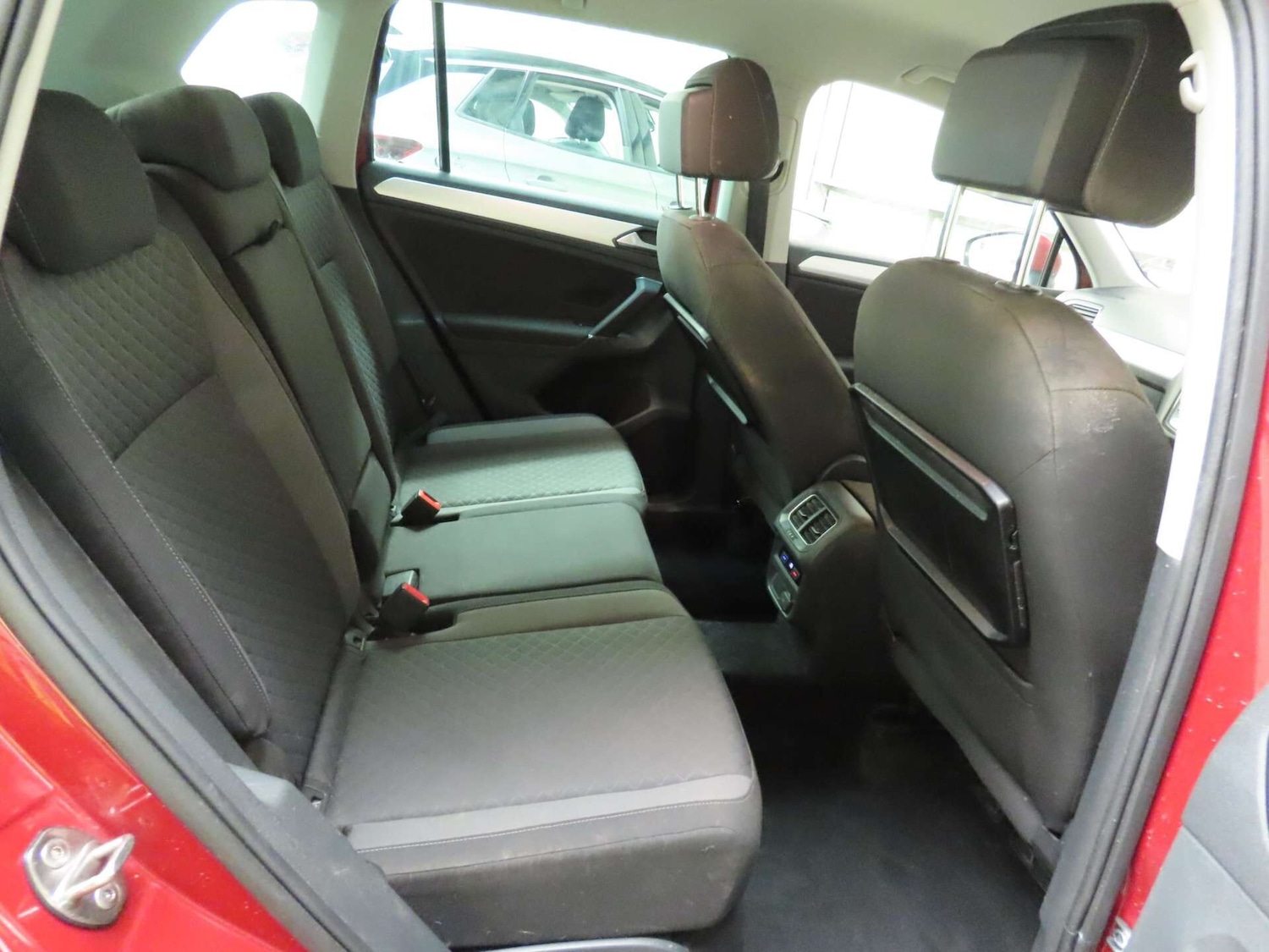 Used Volkswagen Tiguan 2016 for sale - 77617945: Photo 9