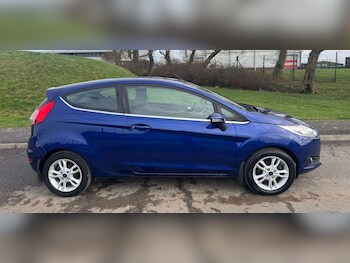 Used Ford Fiesta 2016 for sale - 77700998: Photo