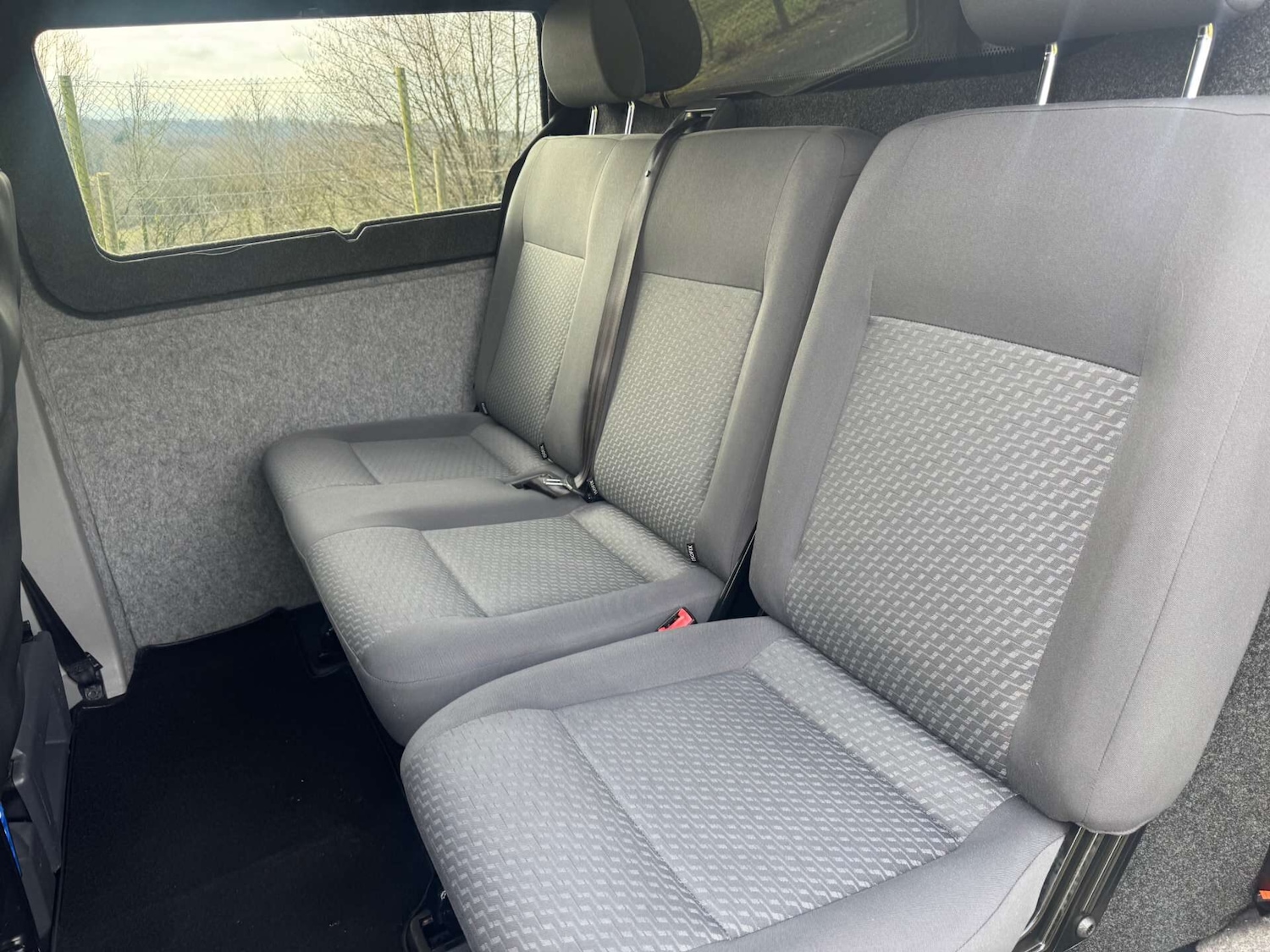 Used Volkswagen Transporter 2010 for sale - 77605393: Photo 10