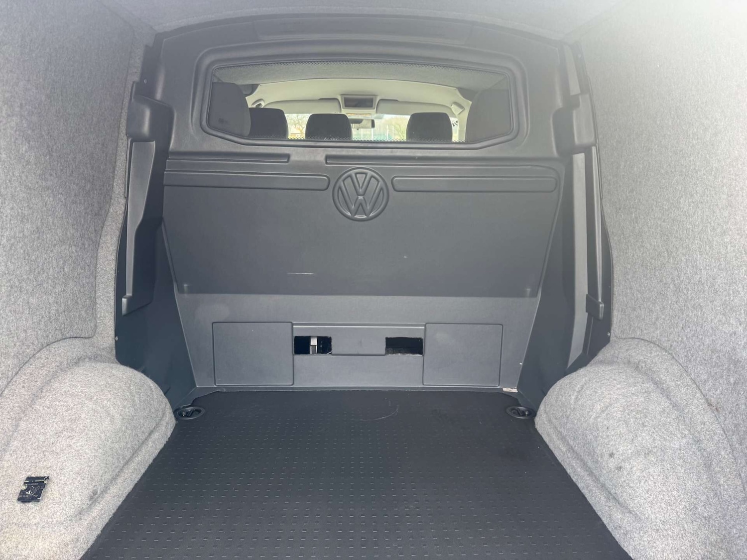 Used Volkswagen Transporter 2010 for sale - 77605393: Photo 11