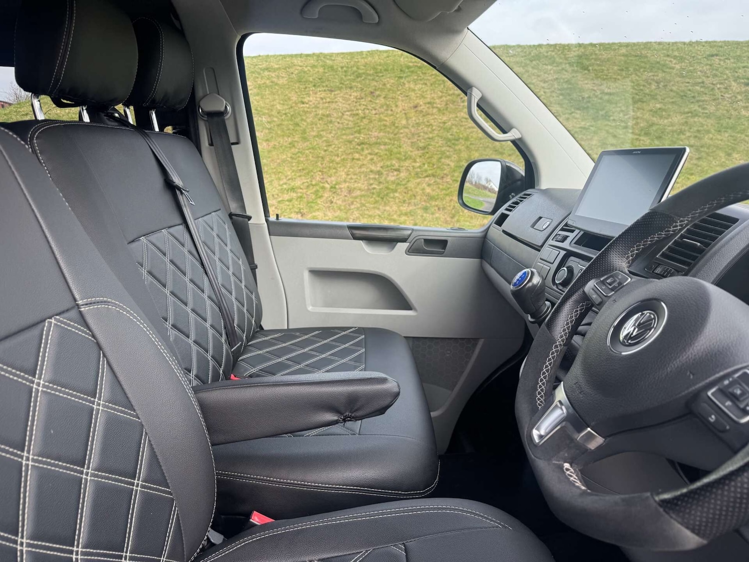 Used Volkswagen Transporter 2010 for sale - 77605393: Photo 7