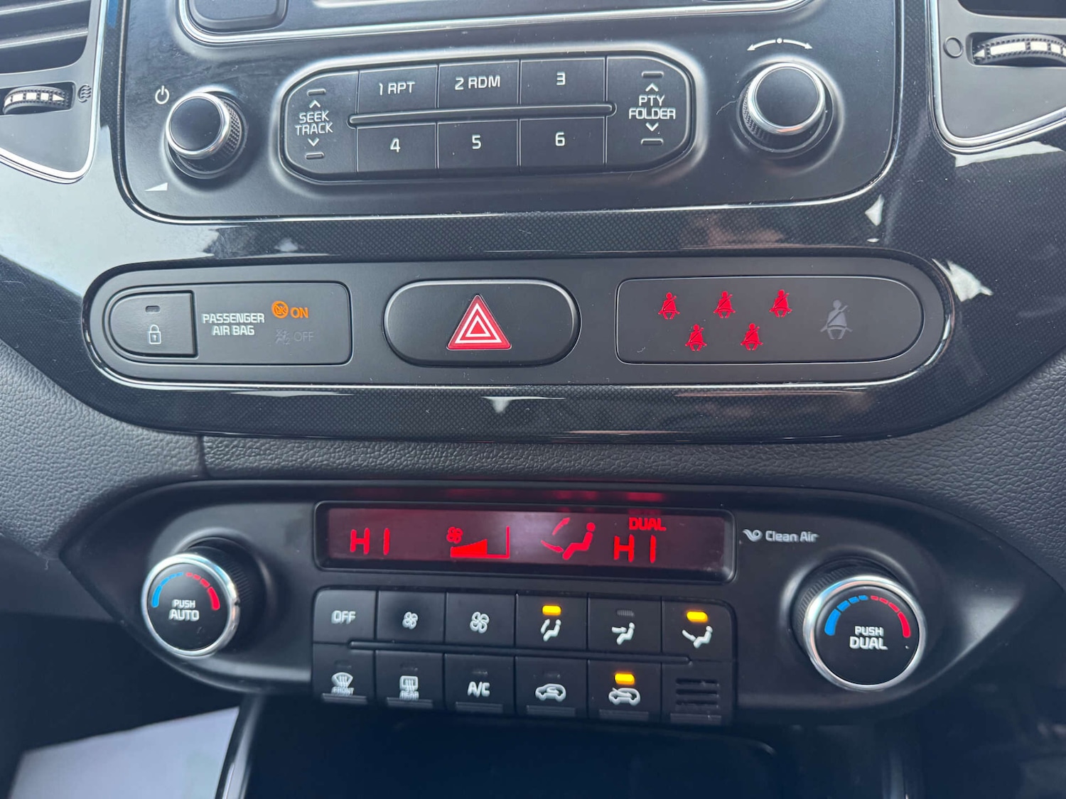 Used Kia Carens 2014 for sale - 77543725: Photo 13