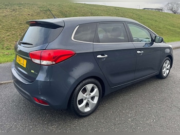 Used Kia Carens 2014 for sale - 77543725: Photo
