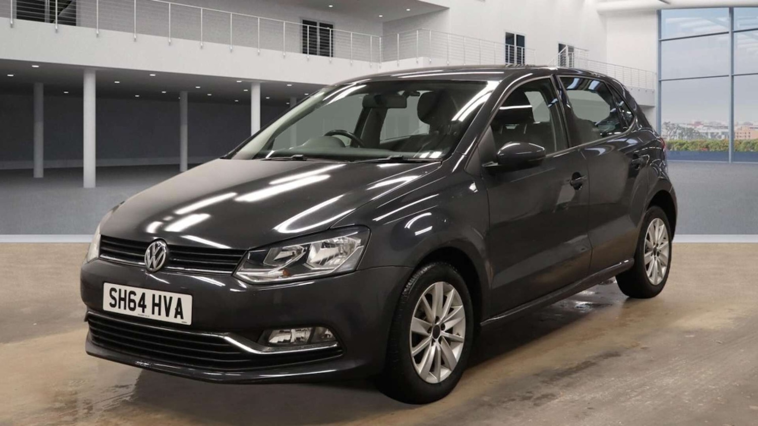 Used Volkswagen Polo 2014 for sale - 77149606: Photo 2