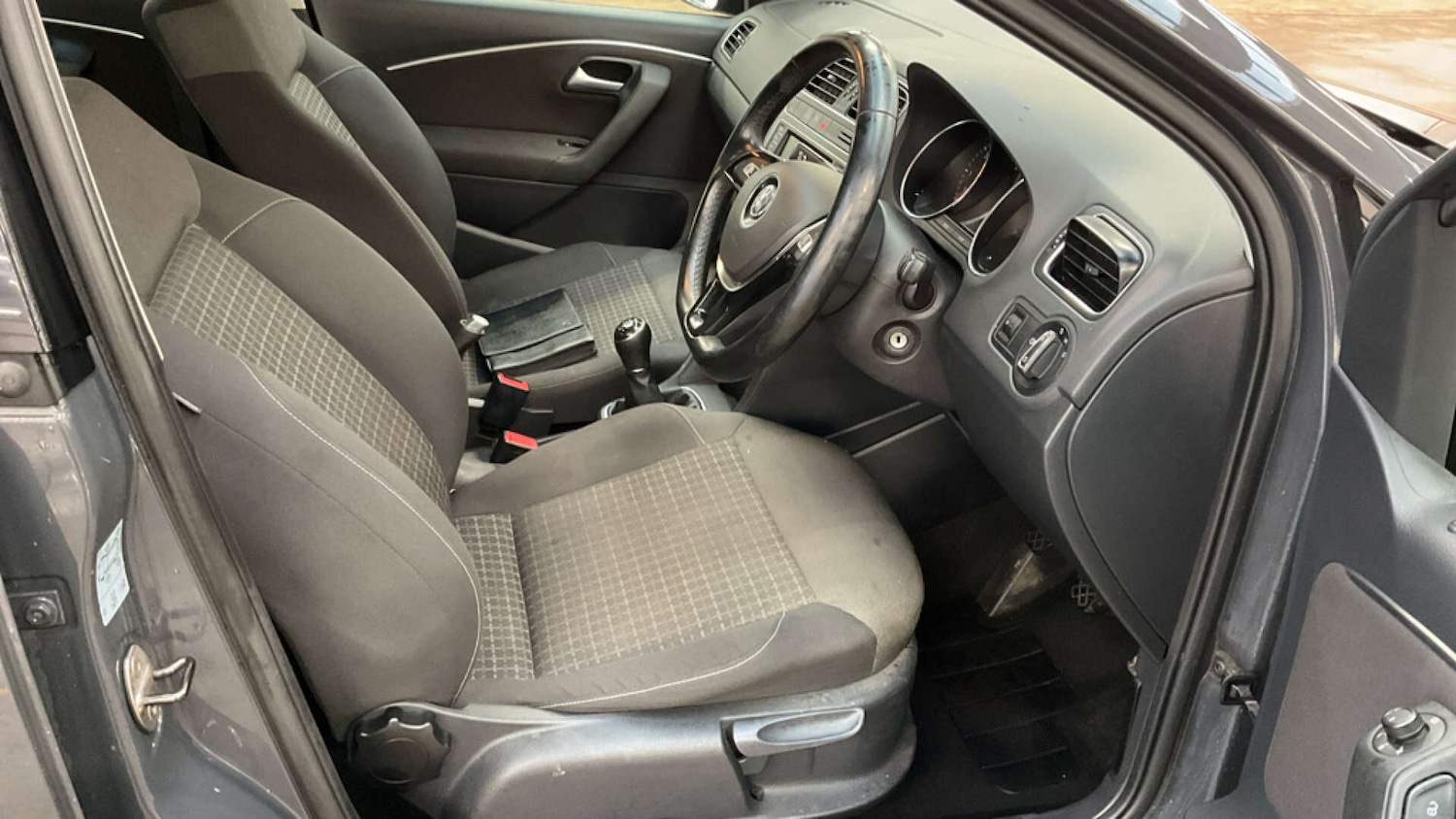 Used Volkswagen Polo 2014 for sale - 77149606: Photo 9