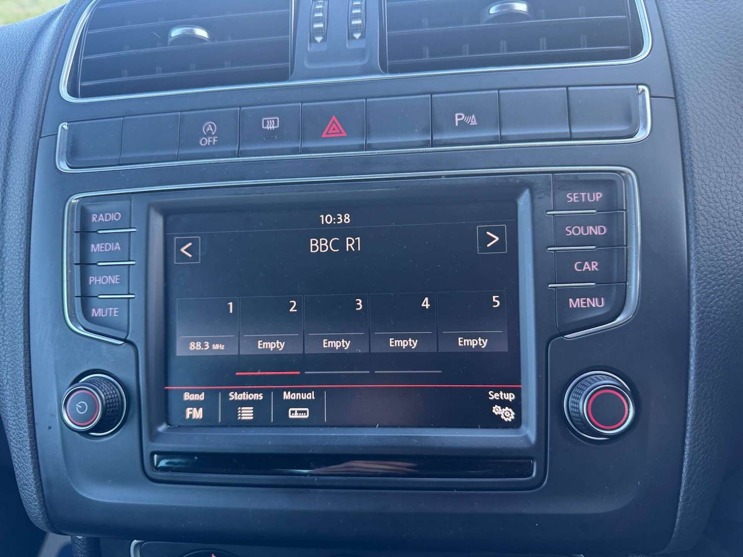 Used Volkswagen Polo 2016 for sale - 76748076: Photo 10