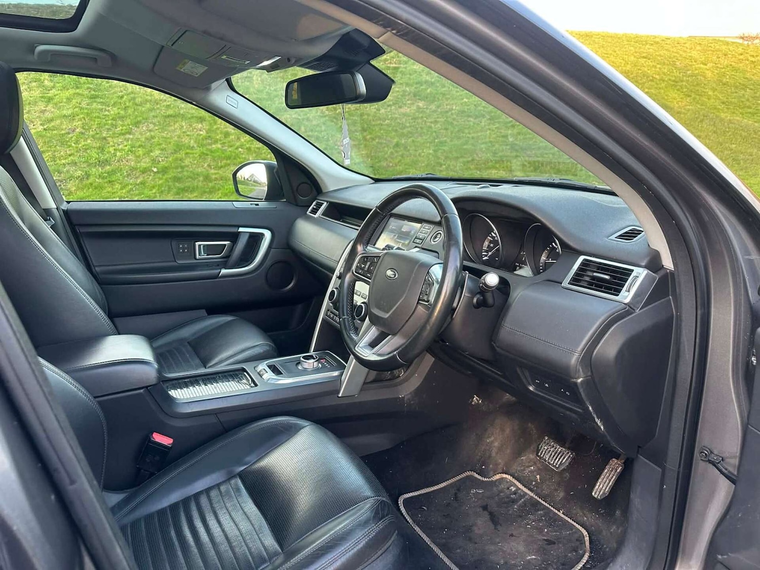 Used Land Rover Discovery Sport 2015 for sale - 77844835: Photo 13