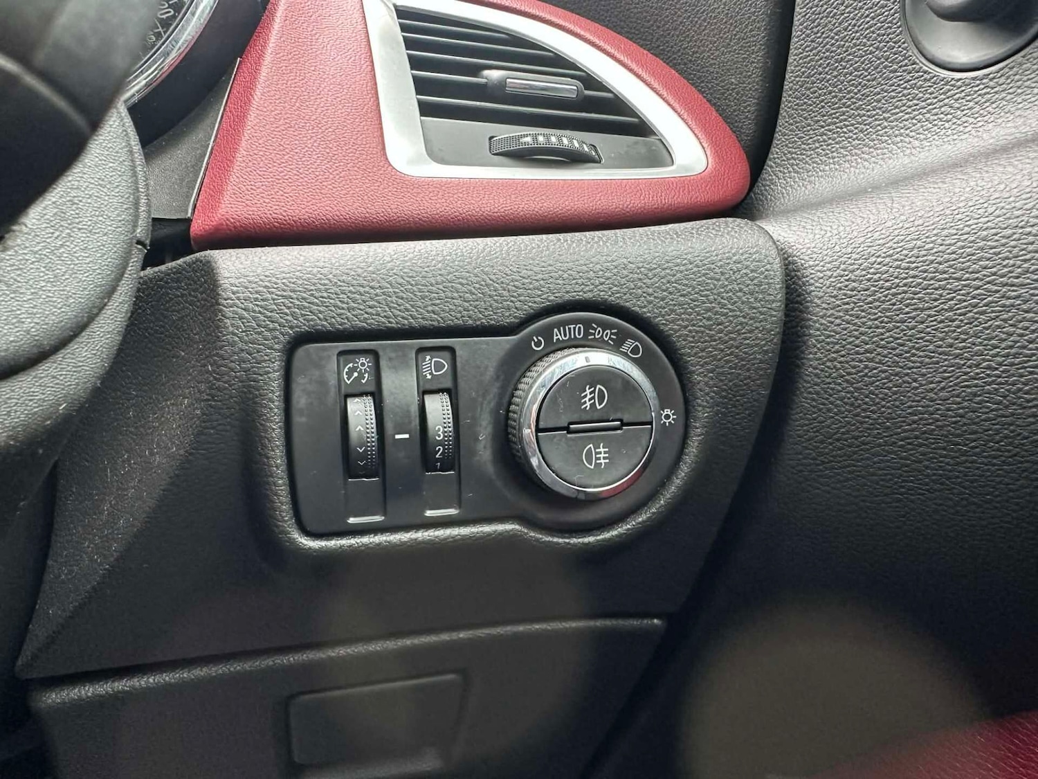 Used Vauxhall Astra 2014 for sale - 78077975: Photo 16