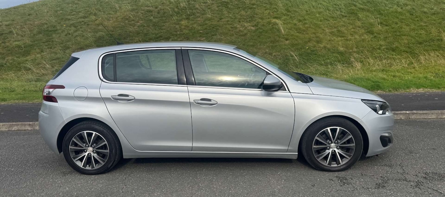 Used Peugeot 308 2016 for sale - 76142773: Photo 3