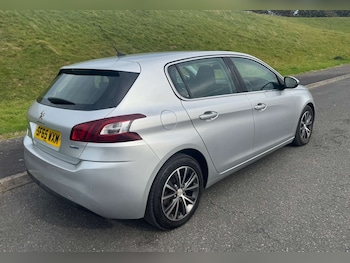 Used Peugeot 308 2016 for sale - 76142773: Photo 4