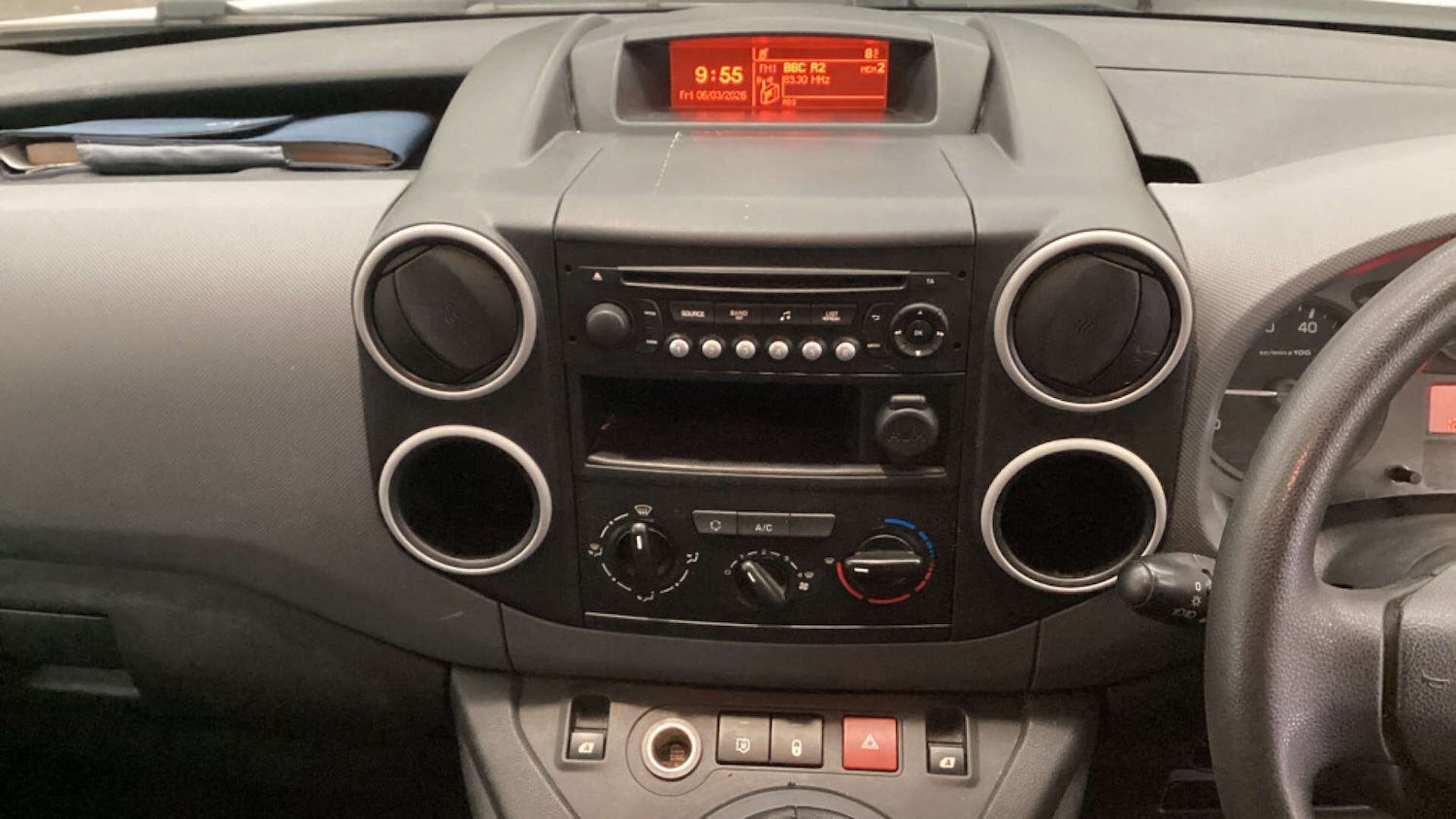 Used Peugeot Partner 2015 for sale - 77797400: Photo 11