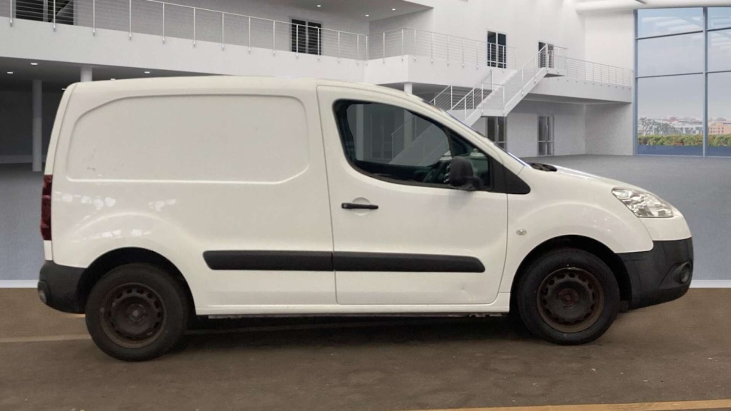Used Peugeot Partner 2015 for sale - 77797400: Photo 3