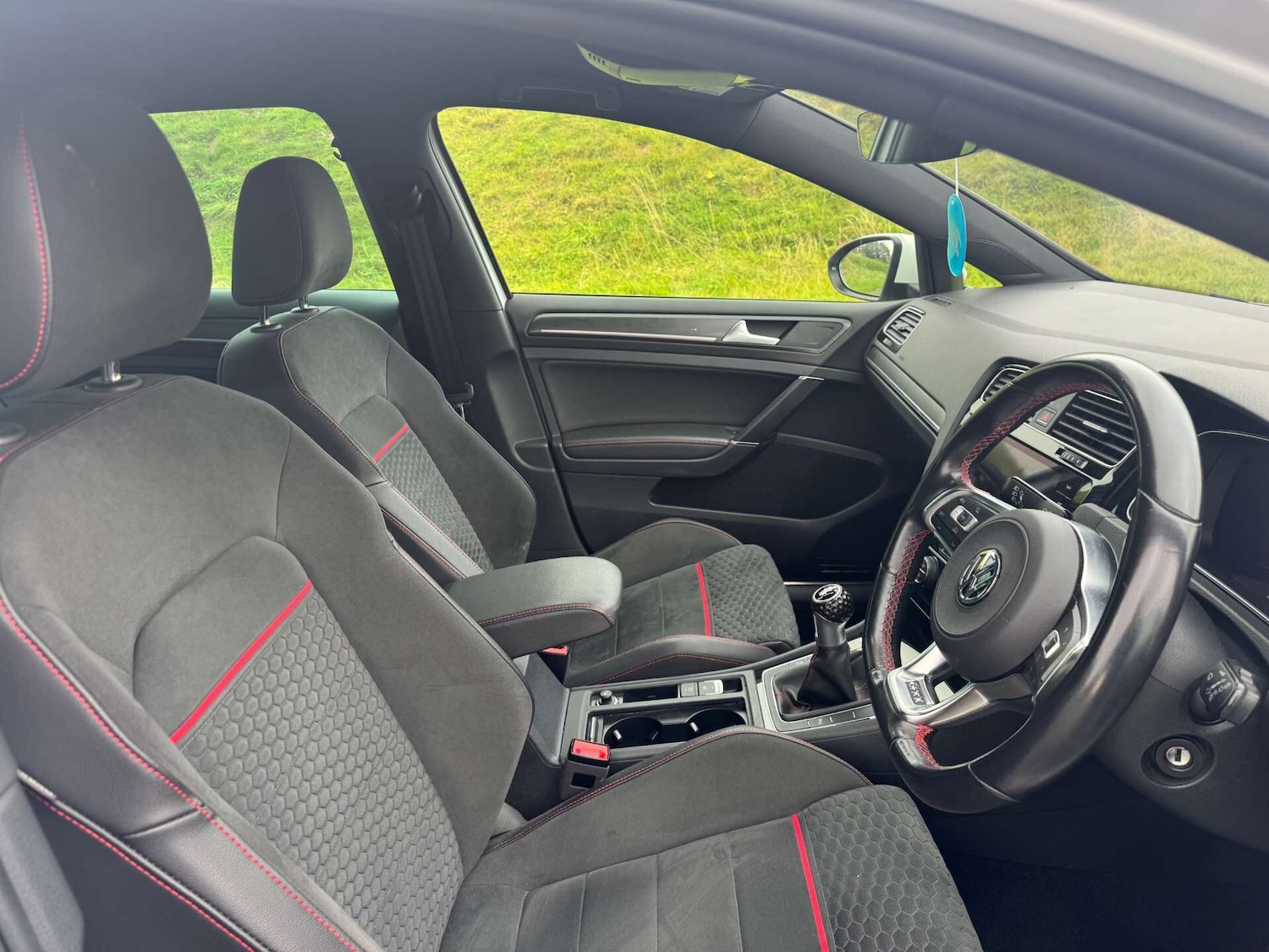 Used Volkswagen Golf 2018 for sale - 76142779: Photo 6