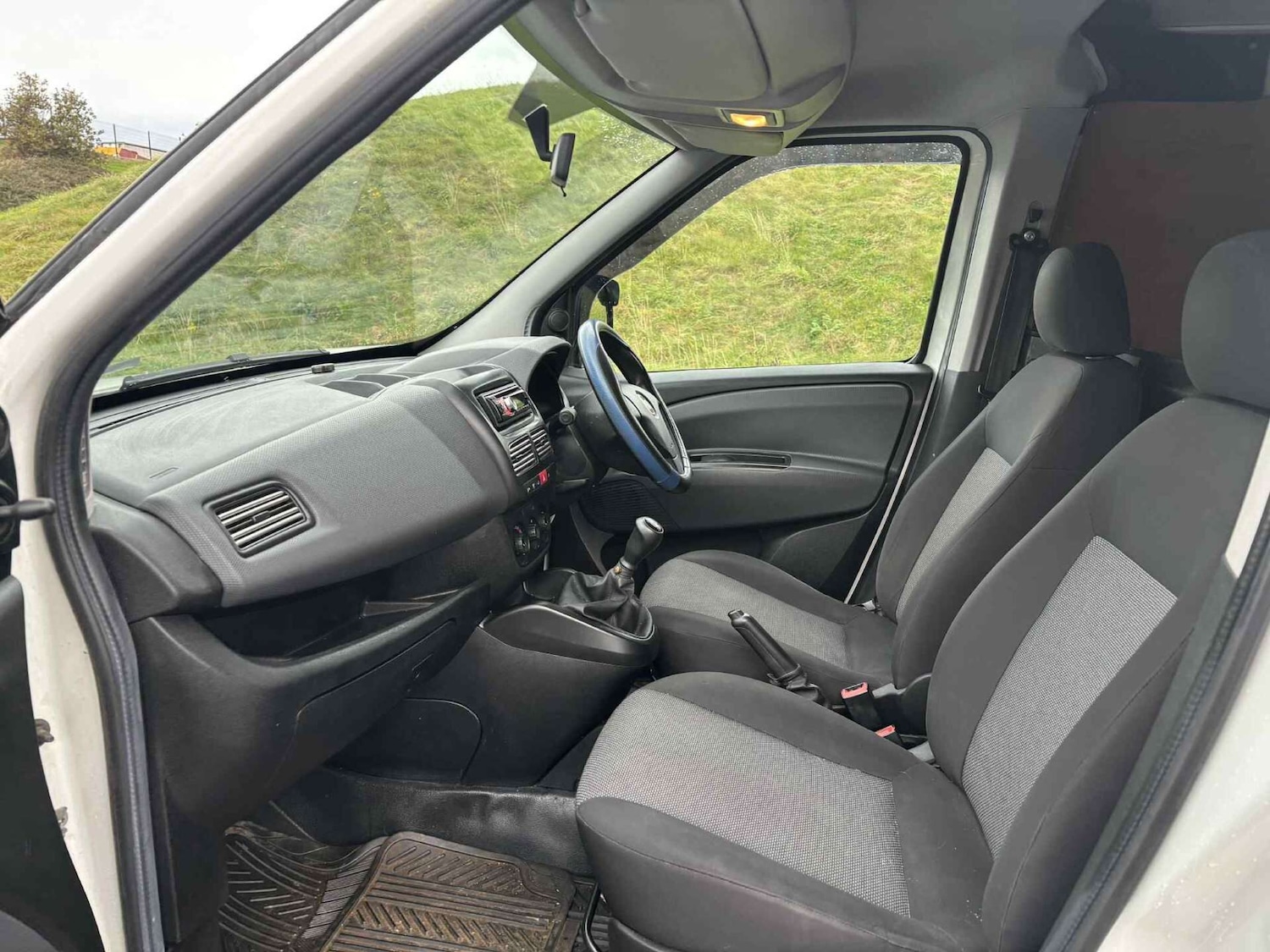 Used Fiat Doblo 2014 for sale - 76316431: Photo 14