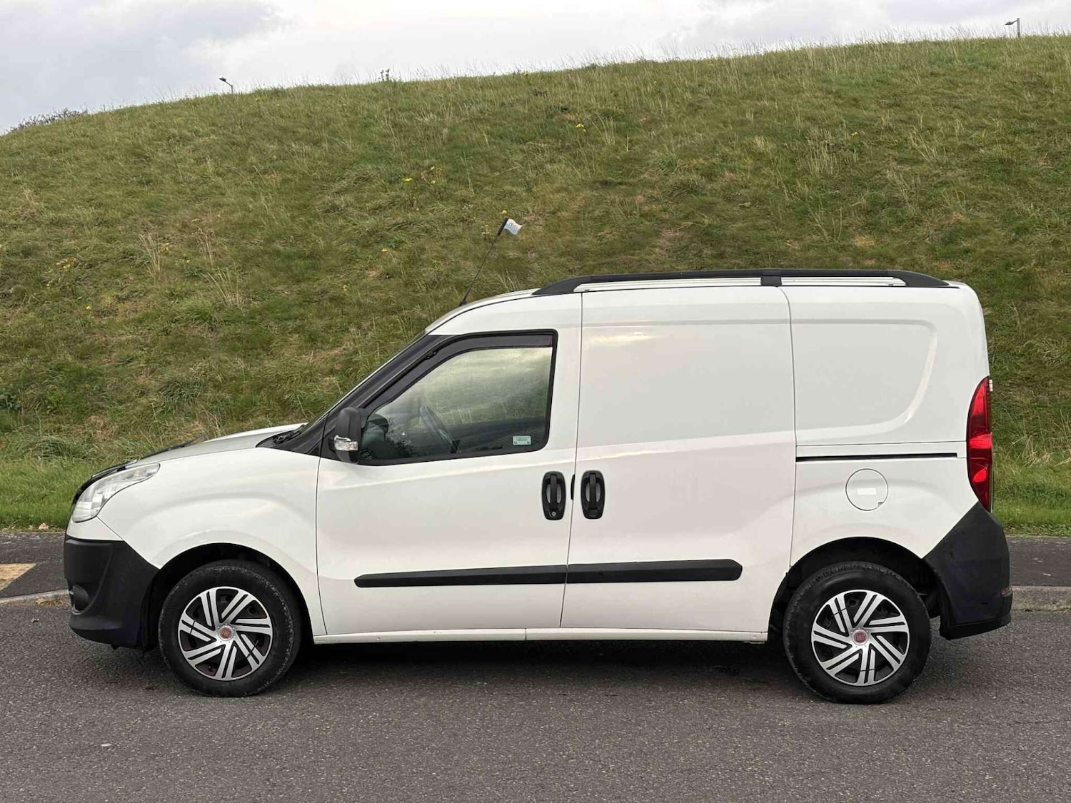 Used Fiat Doblo 2014 for sale - 76316431: Photo 6
