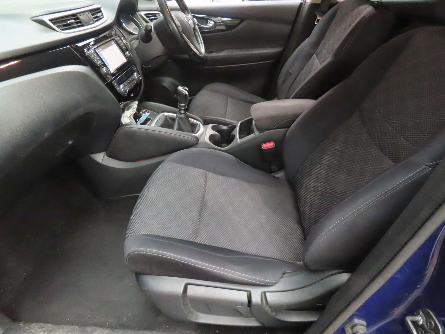 Used Nissan Qashqai 2015 for sale - 78140216: Photo 10