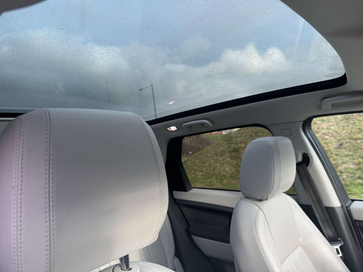 Used Land Rover Discovery Sport 2018 for sale - 77447664: Photo 9