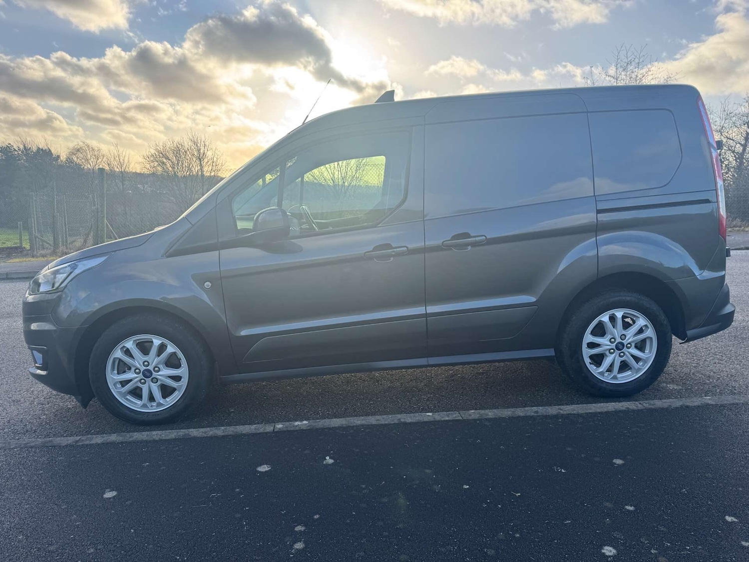 Used Ford Transit Connect 2020 for sale - 76631189: Photo 7