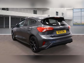 Used Ford Focus 2021 for sale - 76392372: Photo