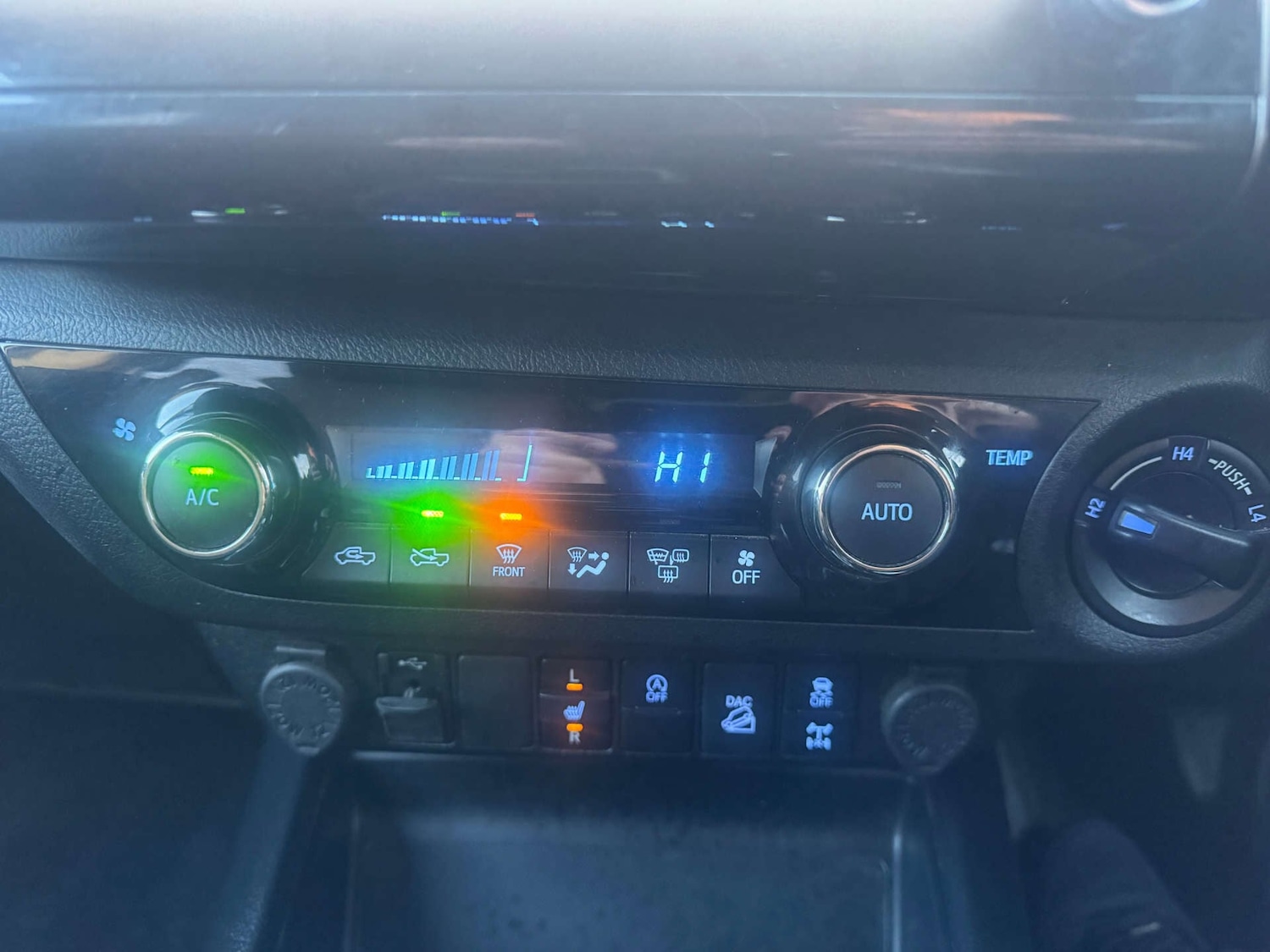 Used Toyota Hilux 2021 for sale - 77211336: Photo 13