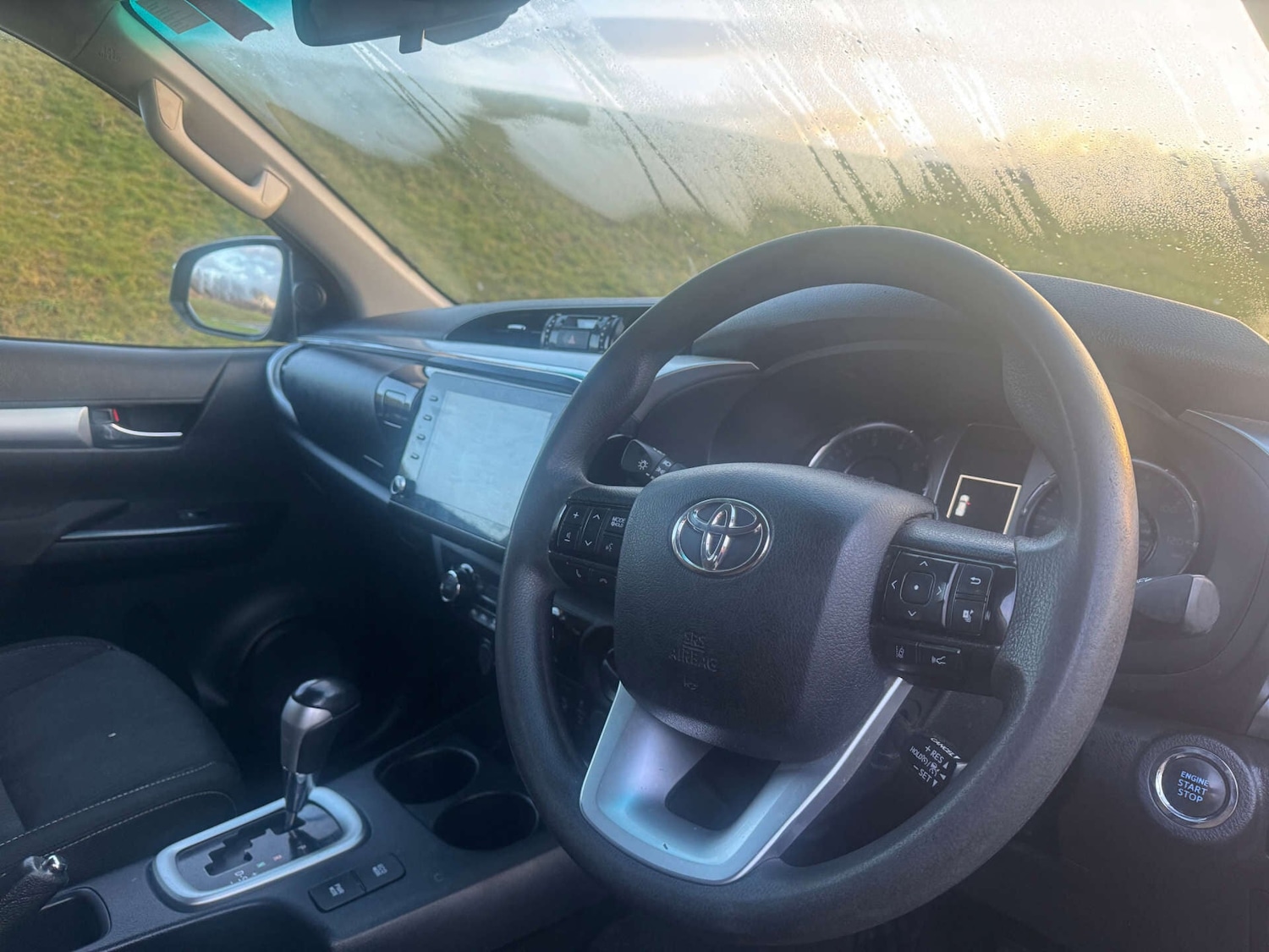 Used Toyota Hilux 2021 for sale - 77211336: Photo 9