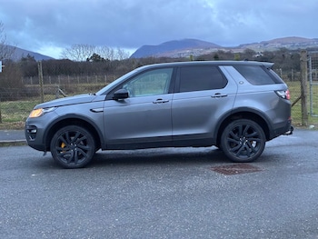 Used Land Rover Discovery Sport 2016 for sale - 77483331: Photo