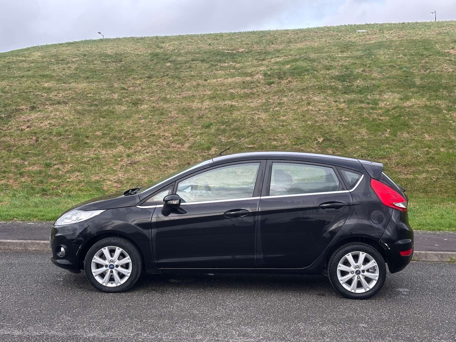 Used Ford Fiesta 2009 for sale - 76879542: Photo 6