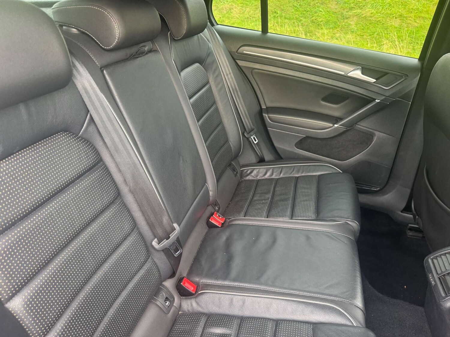Used Volkswagen Golf 2017 for sale - 76142776: Photo 9