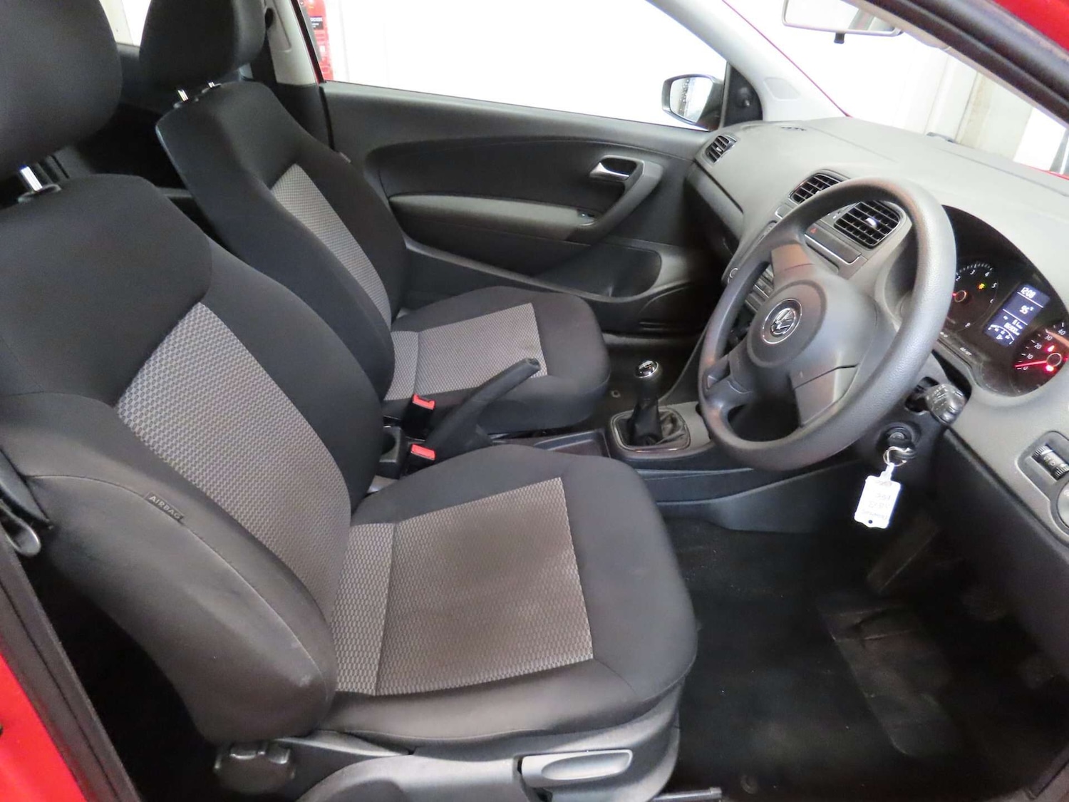 Used Volkswagen Polo 2013 for sale - 76476862: Photo 10