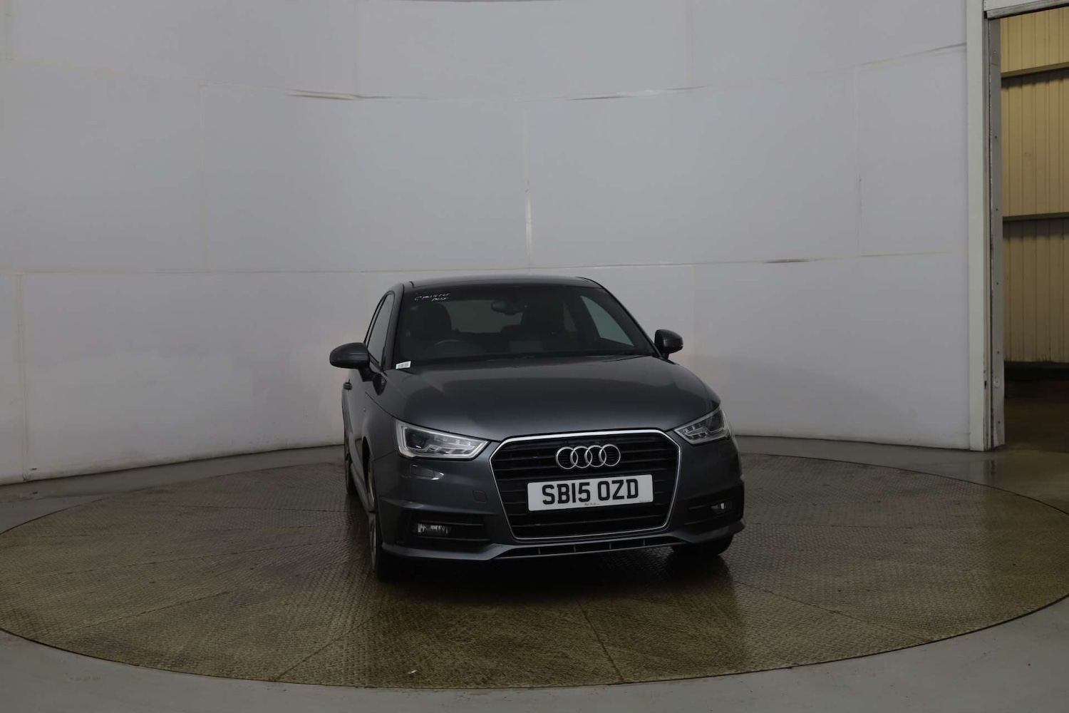Used Audi A1 2015 for sale - 76961697: Photo 1
