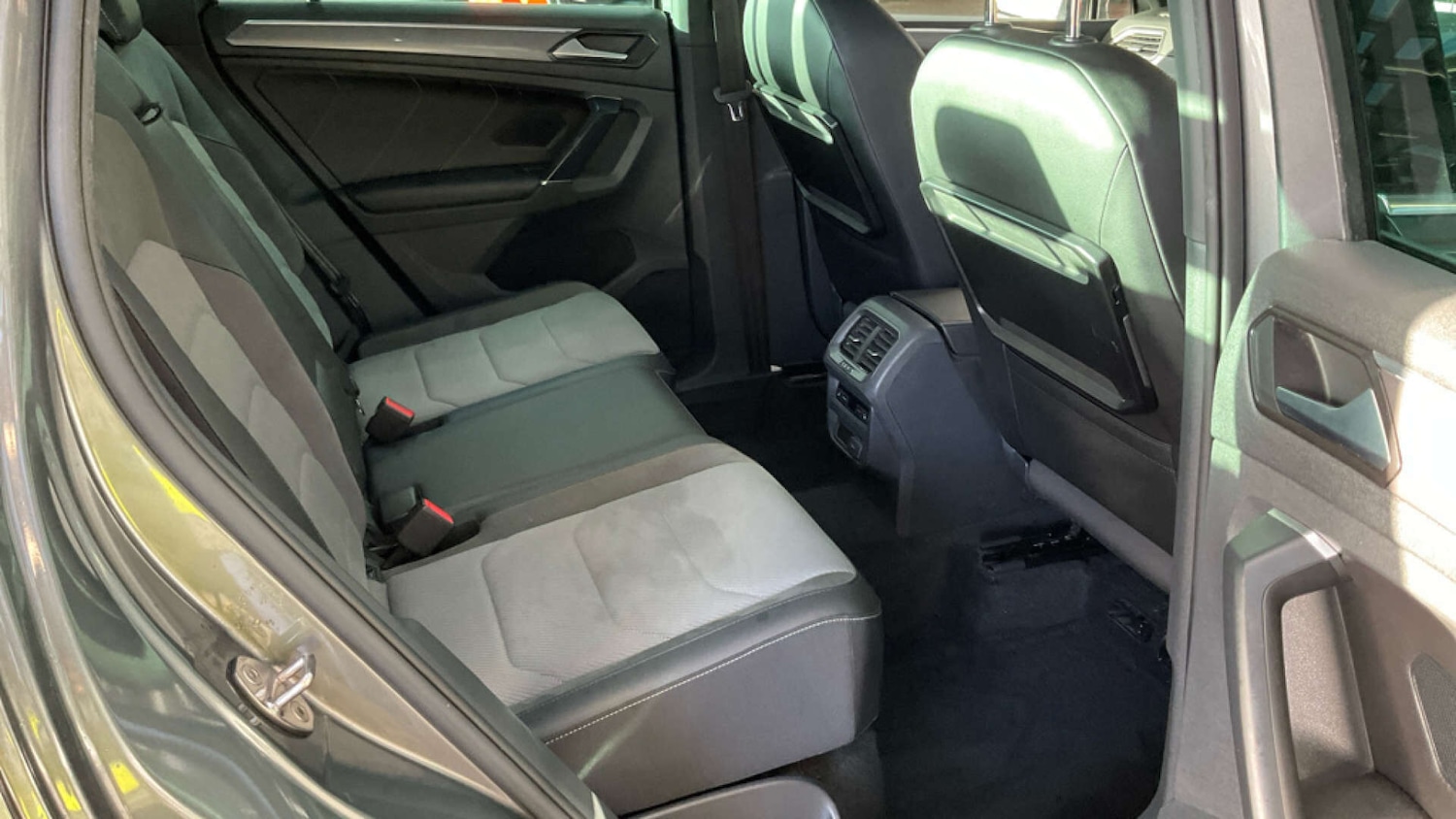 Used Volkswagen Tiguan 2016 for sale - 76776529: Photo 8