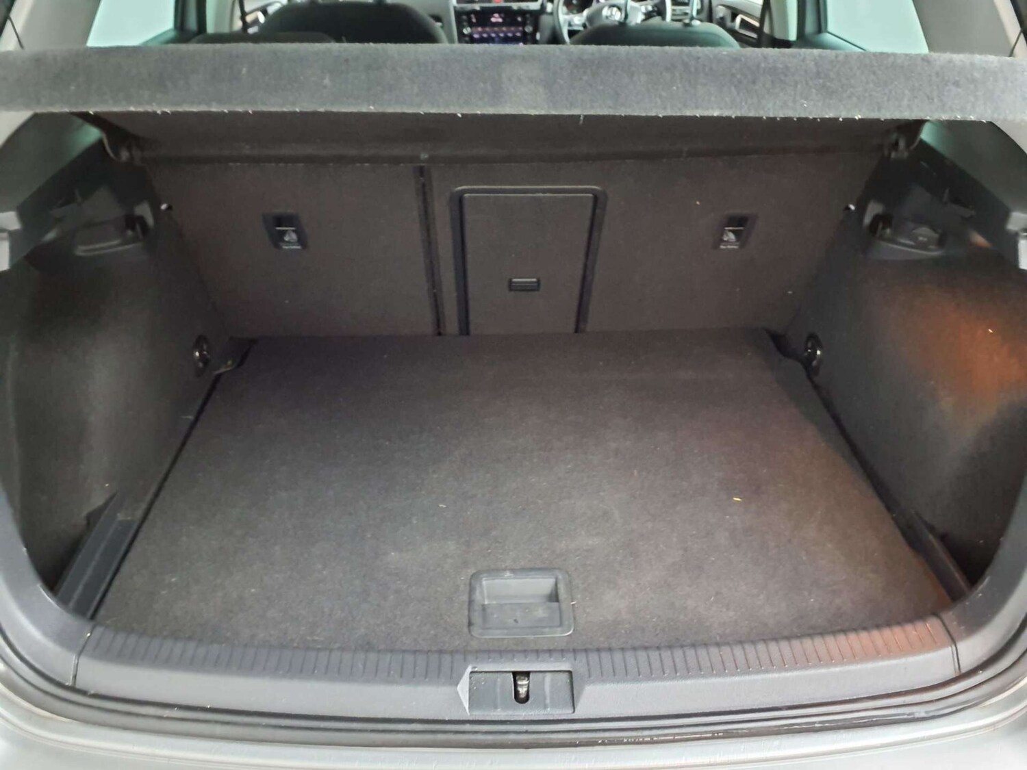 Used Volkswagen Golf 2019 for sale - 78140215: Photo 10