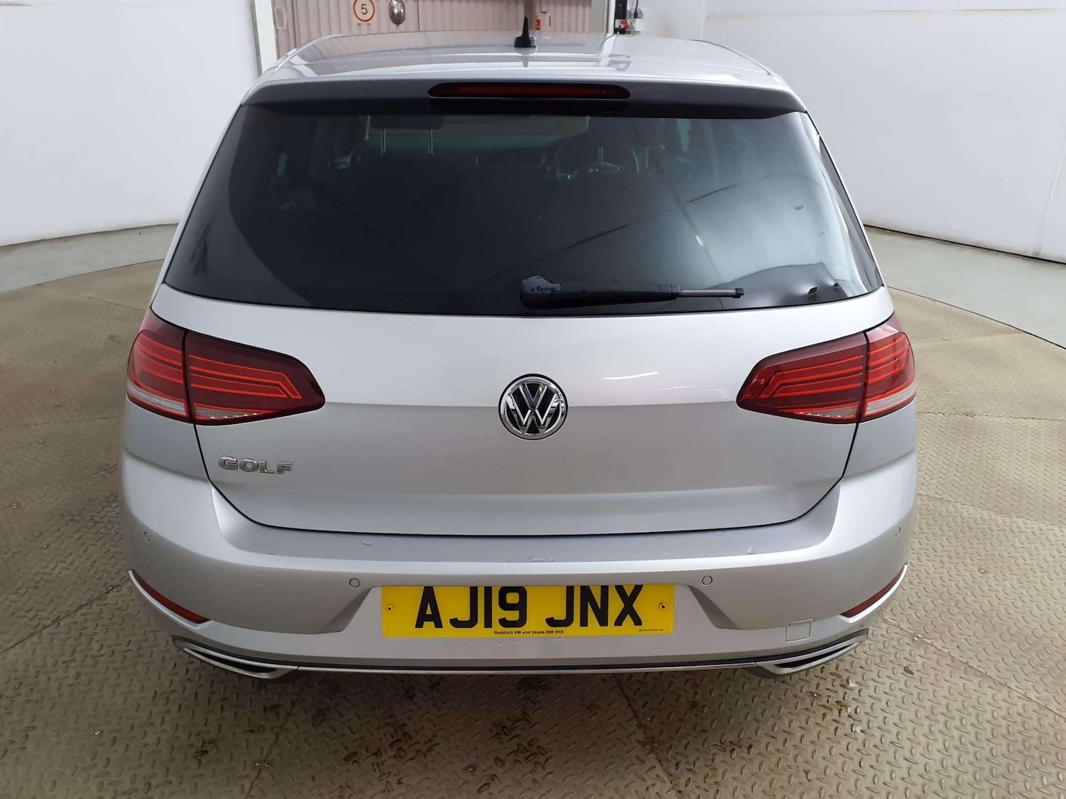 Used Volkswagen Golf 2019 for sale - 78140215: Photo 4