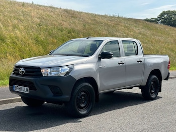 Used Toyota Hilux 2018 for sale - 75426610: Photo