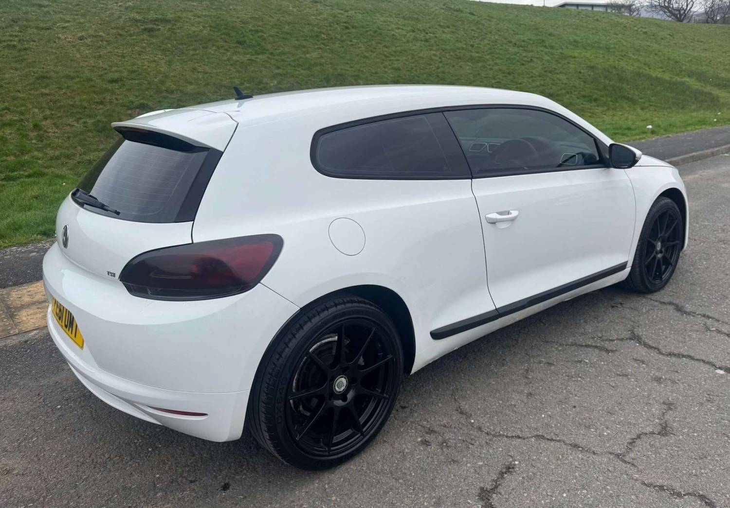 Used Volkswagen Scirocco 2011 for sale - 77985037: Photo 3